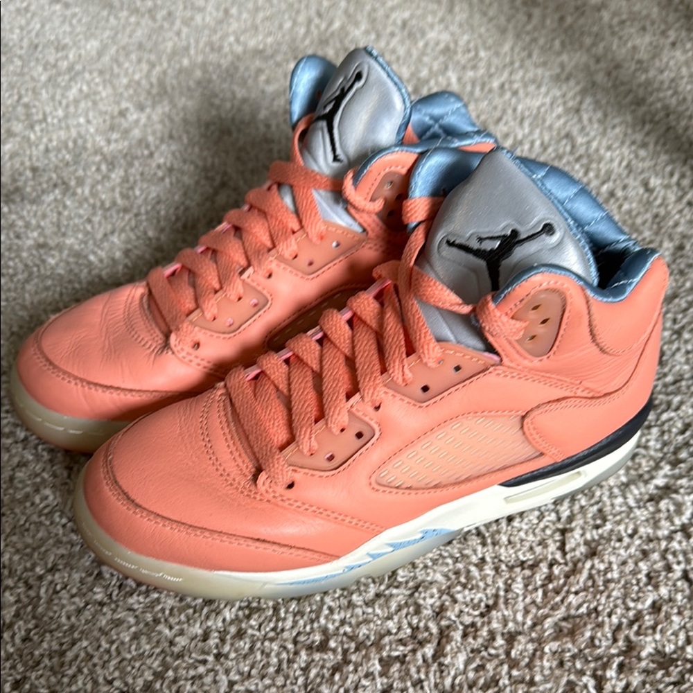 Air Jordan Retro 5 Coral Sneakers